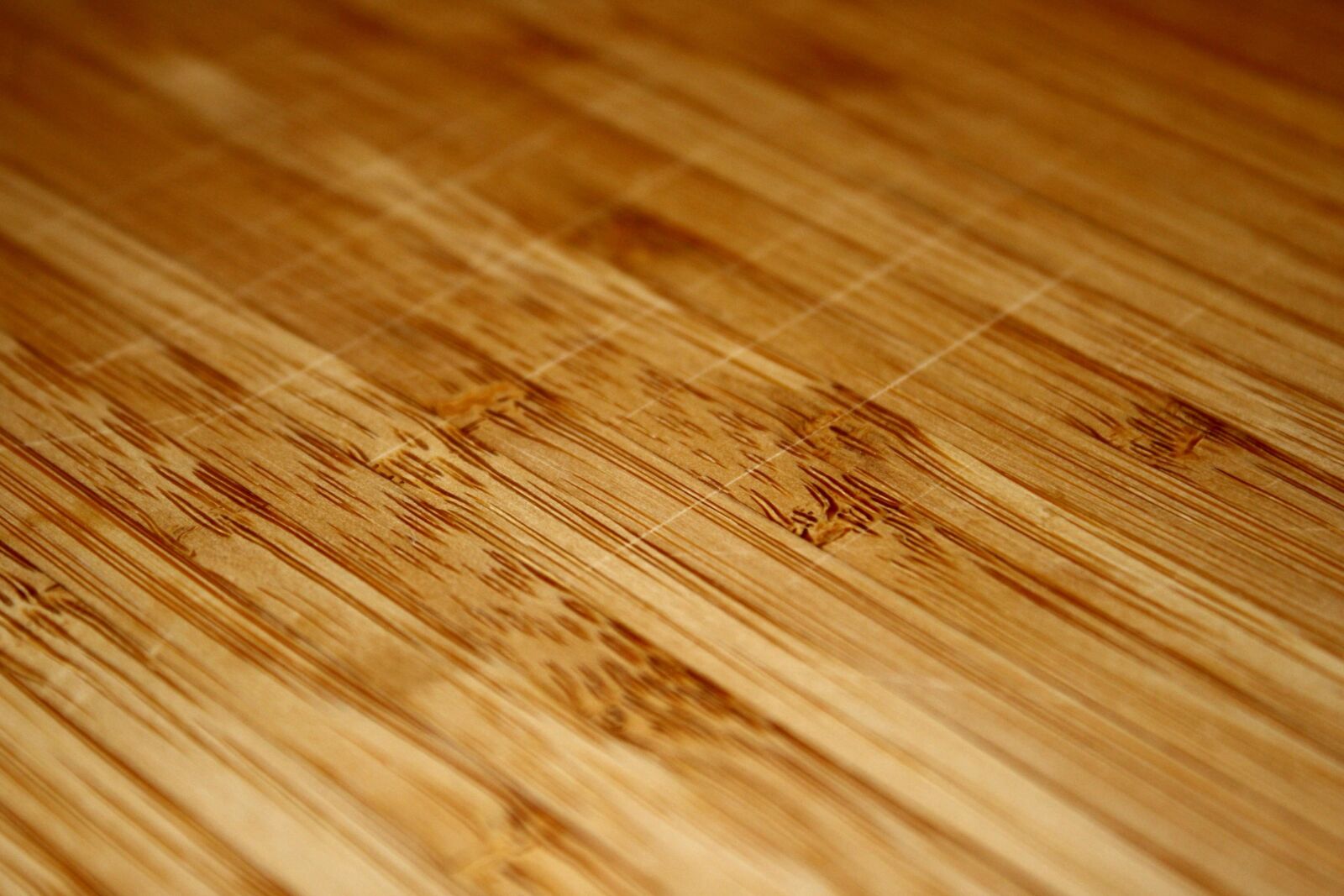 f/3.5-5.6 IS sample photo. Bamboo, wood, cutting board photography