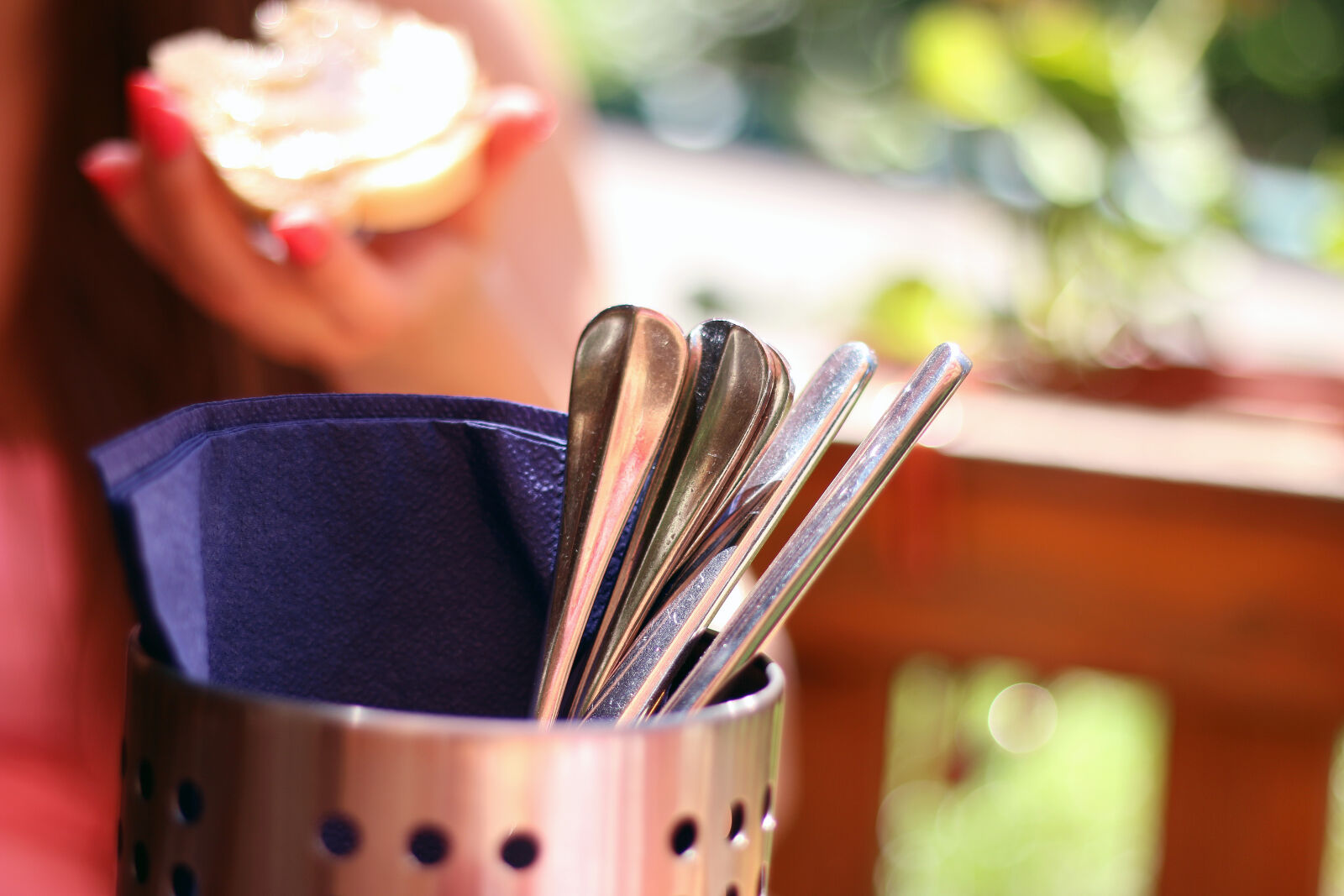 Canon EOS 70D + Canon EF 50mm F1.8 II sample photo. Cutlery, flatware, lunch, silverware photography