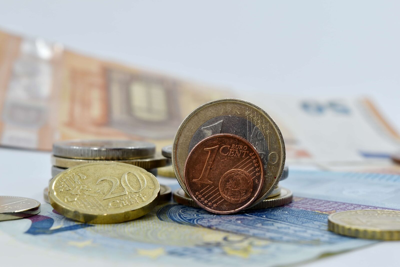 Nikon D5500 sample photo. Cent, coins, euro, europe photography