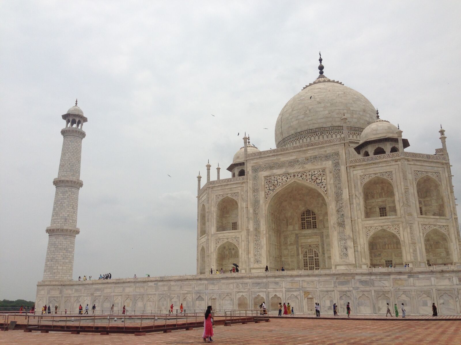 iPhone 5c back camera 4.12mm f/2.4 sample photo. India, discover india, taj photography