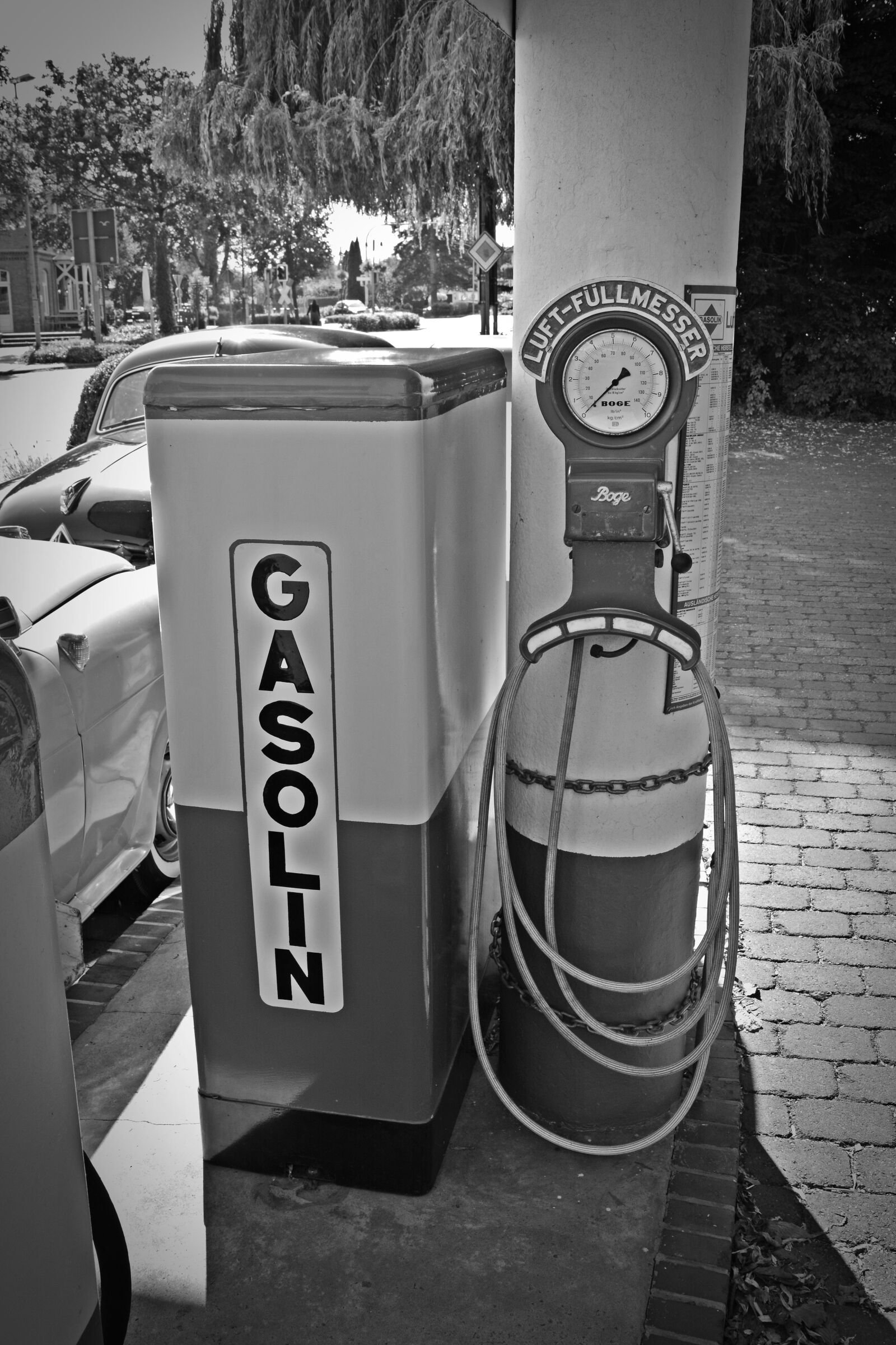 Nikon D5200 sample photo. Technology, gauge, petrol stations photography