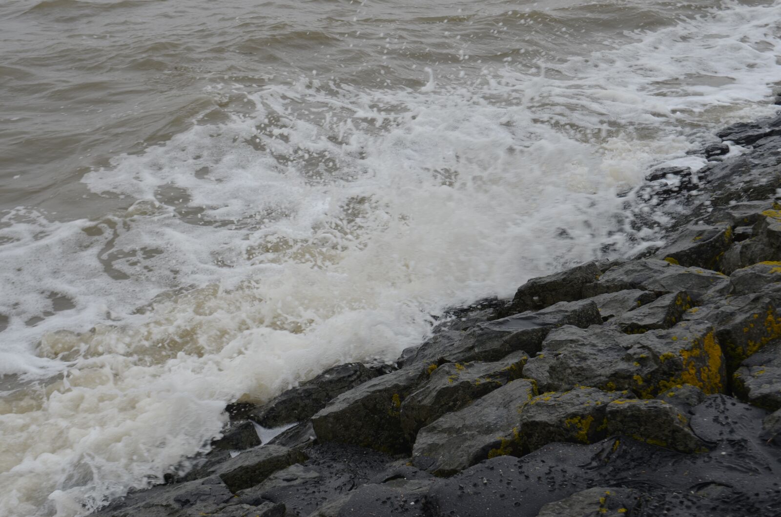 Nikon D5100 sample photo. North sea, water, spray photography