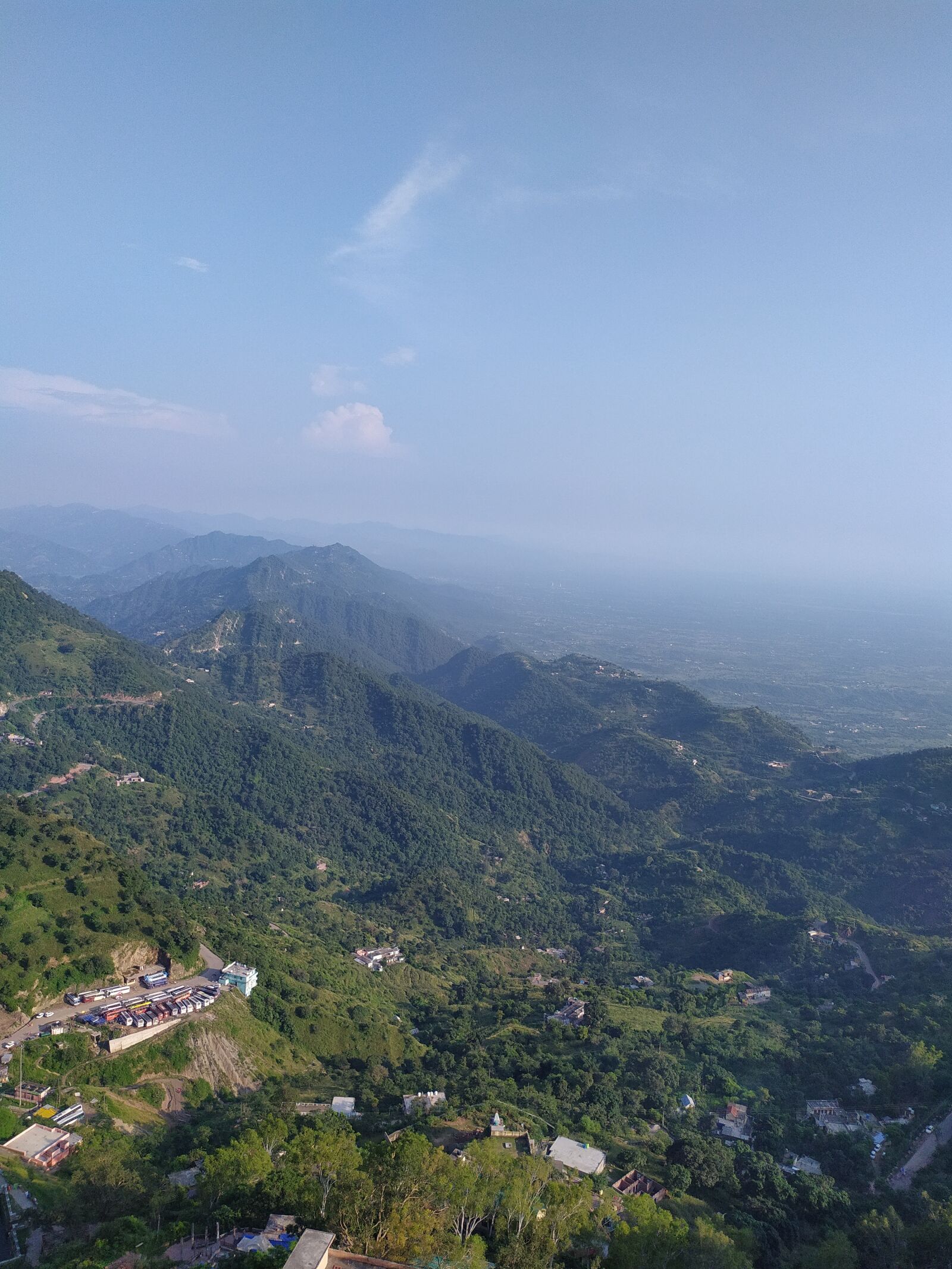 Xiaomi Redmi Note 7S sample photo. Mountain view, fog, nature photography
