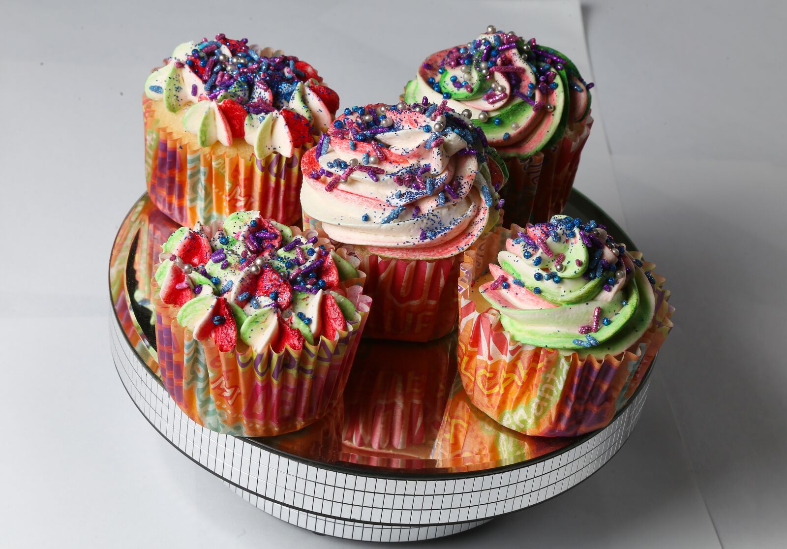 Canon EOS 6D + Canon EF 24-105mm F4L IS USM sample photo. Cake, brownie, chocolate photography