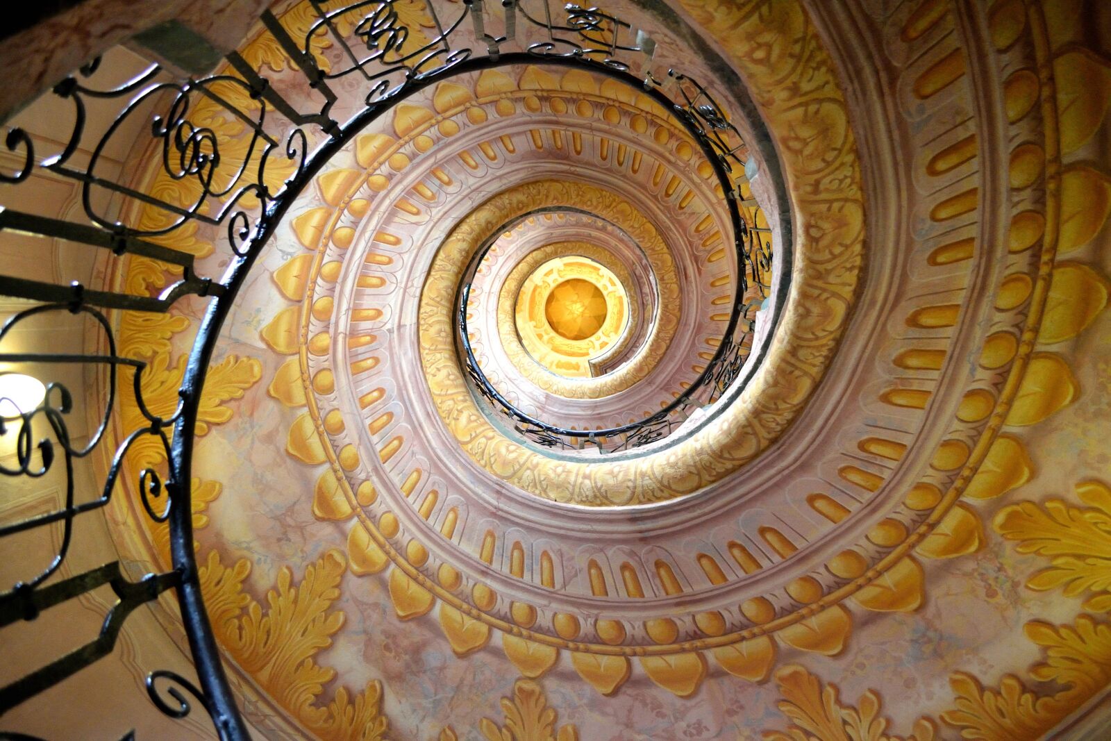 Nikon D3100 sample photo. Spiral staircase, spiral, spiral photography