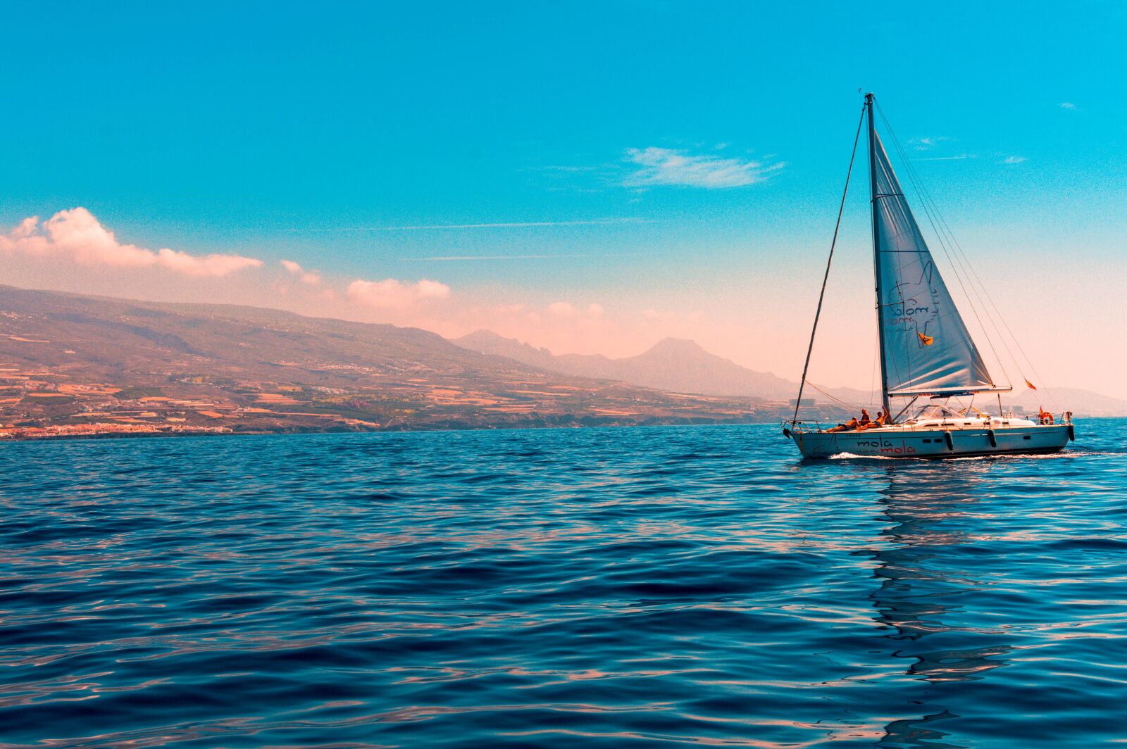 Nikon D3200 sample photo. Boat, ocean, sea photography