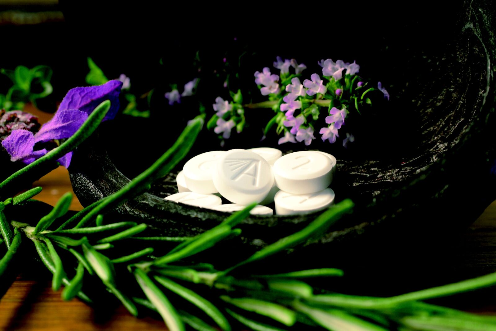 Sony Alpha DSLR-A350 sample photo. Schuessler, minerals, alternative medicine photography