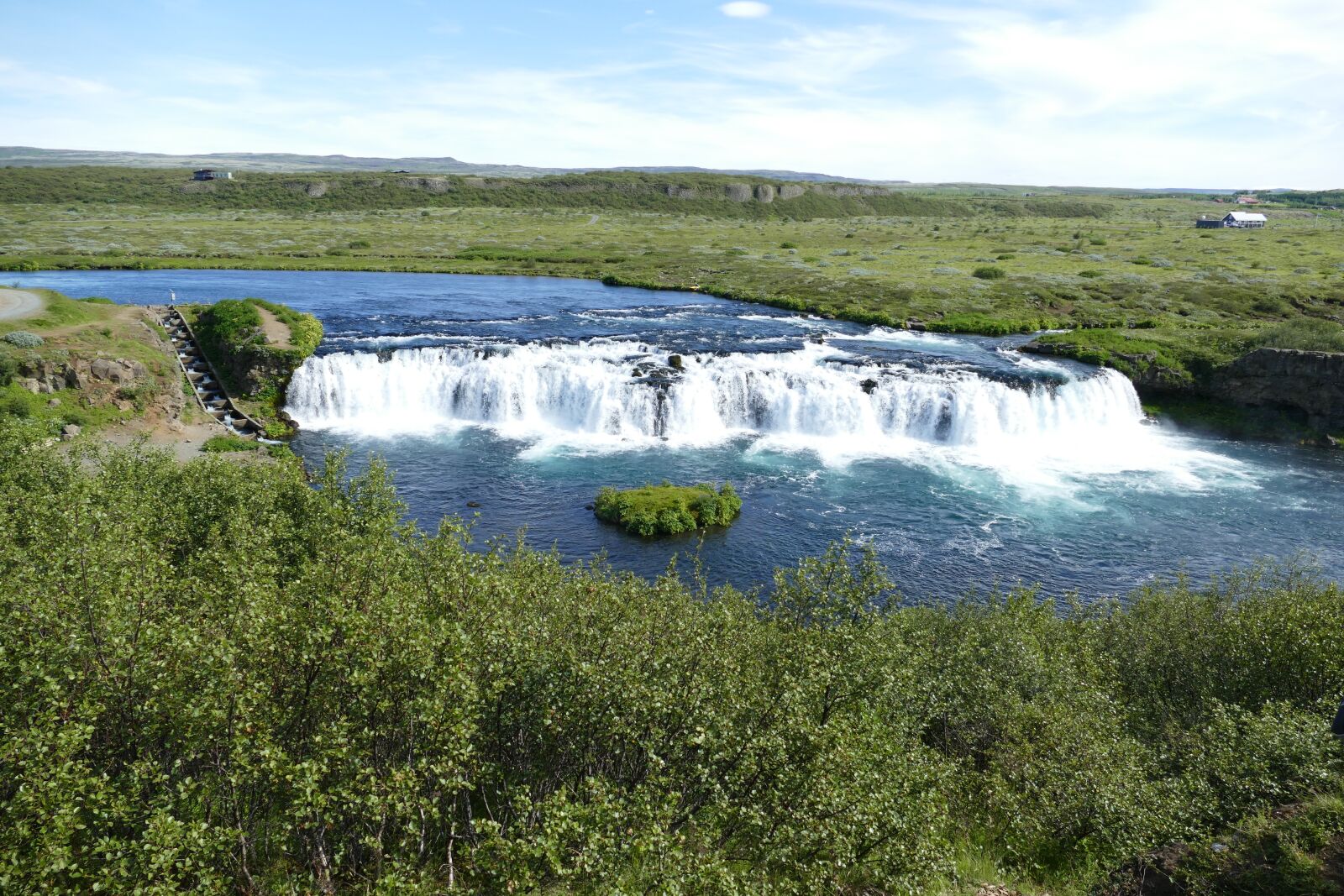 Panasonic Lumix DMC-FZ1000 sample photo. Iceland, waterfall, landscape photography