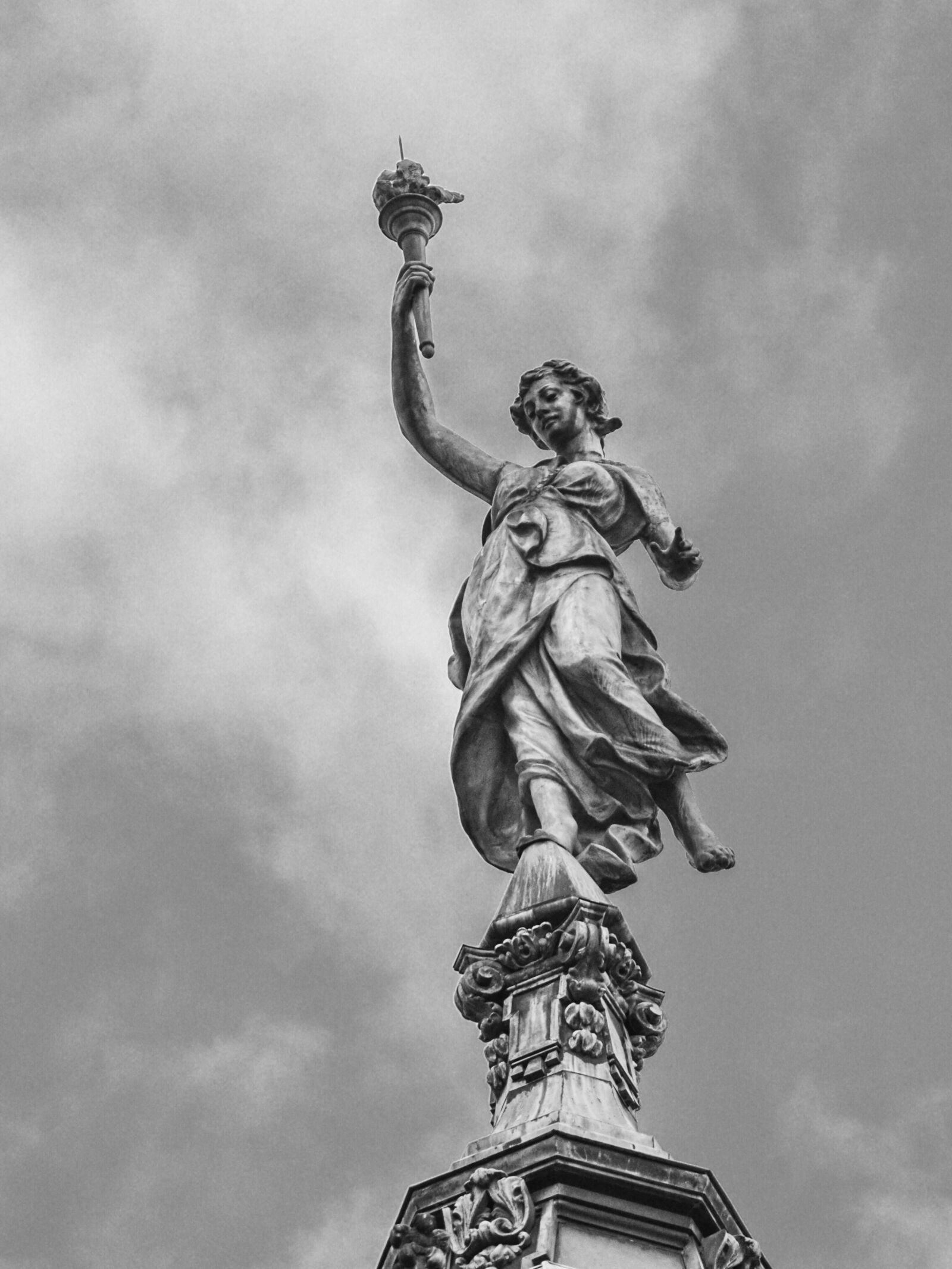 Nikon D3100 sample photo. Statue, symbol, sculpture photography