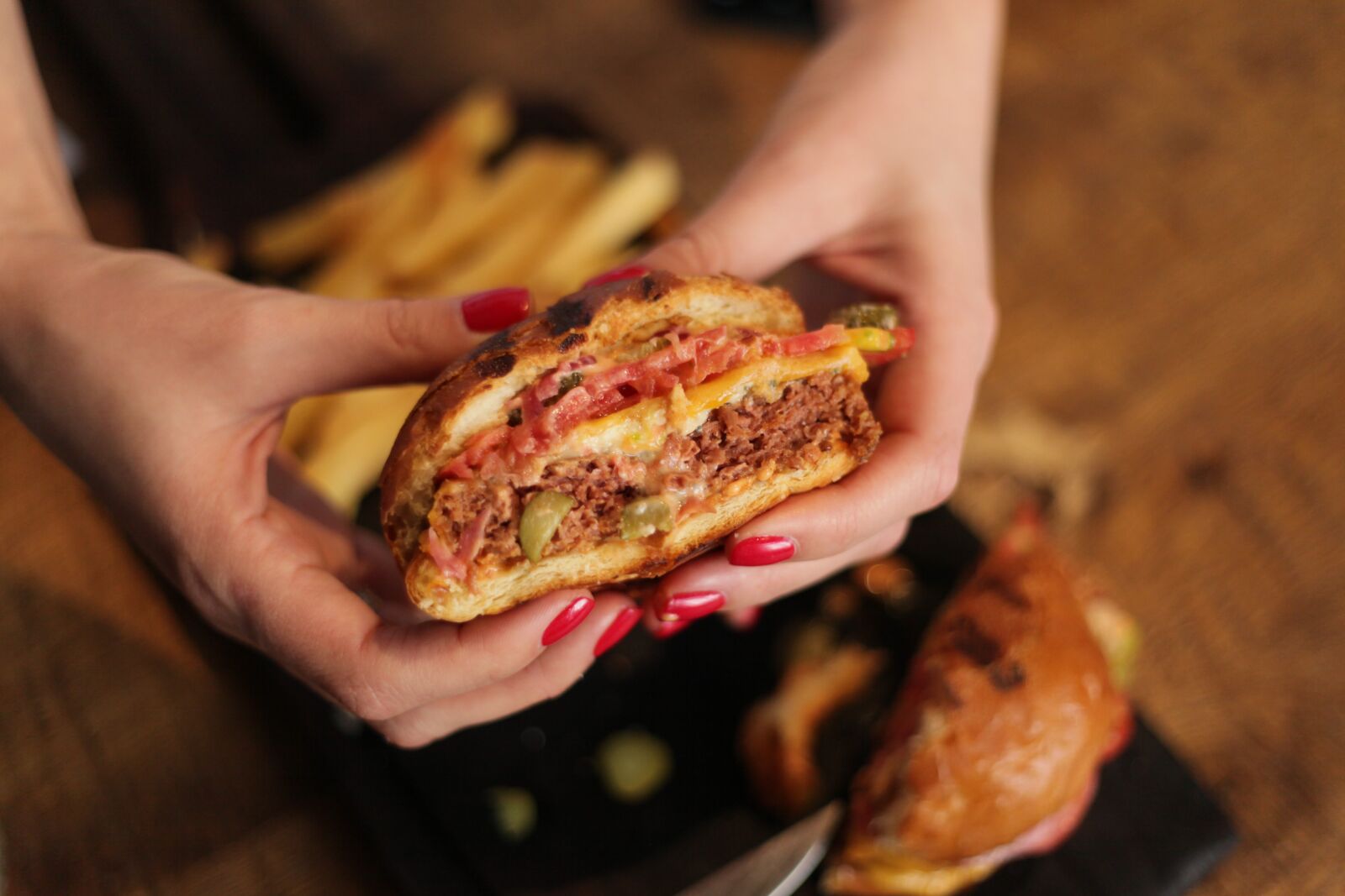 Canon EOS 5D Mark II sample photo. Beyondmeat, burger, superfood photography