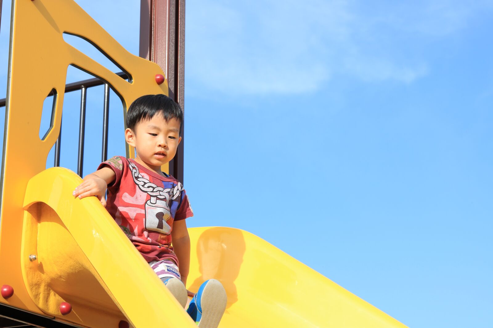 Canon EOS 760D (EOS Rebel T6s / EOS 8000D) sample photo. Kids, slide, playground equipment photography