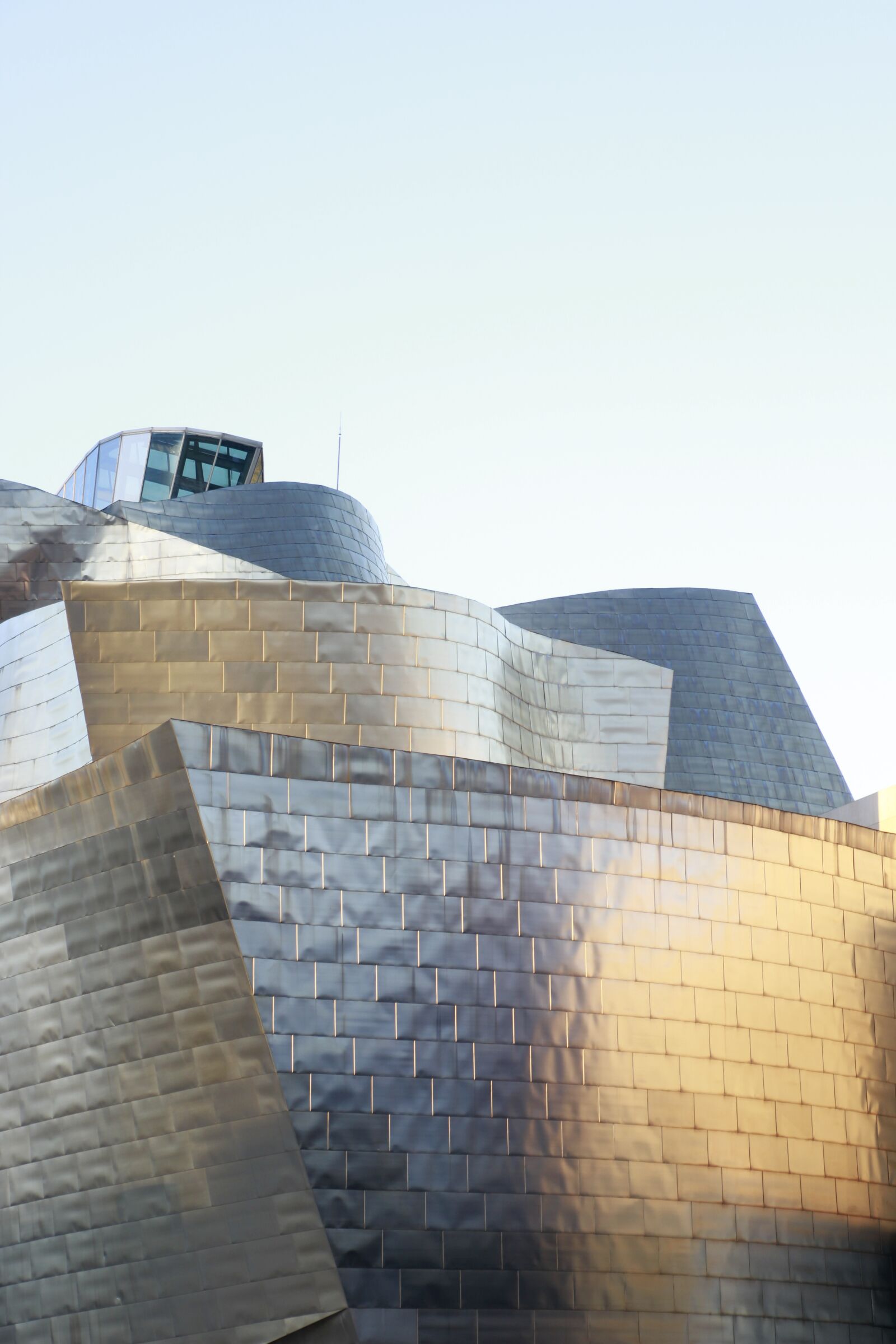 Canon EOS 600D (Rebel EOS T3i / EOS Kiss X5) sample photo. Bilbao, guggenheim, architecture photography