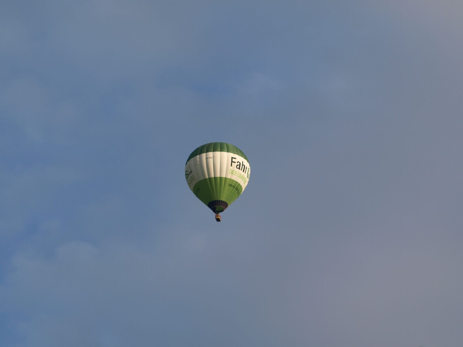 Olympus E-510 (EVOLT E-510) sample photo. Hot air balloon, balloon photography