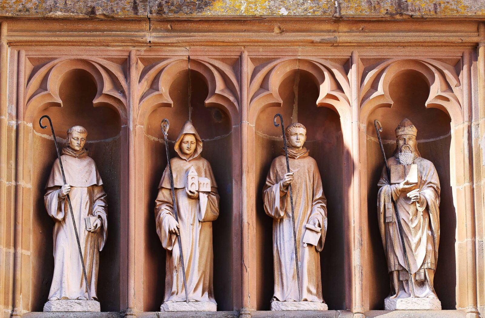 Canon EOS 80D sample photo. Architecture, church, art, statue photography