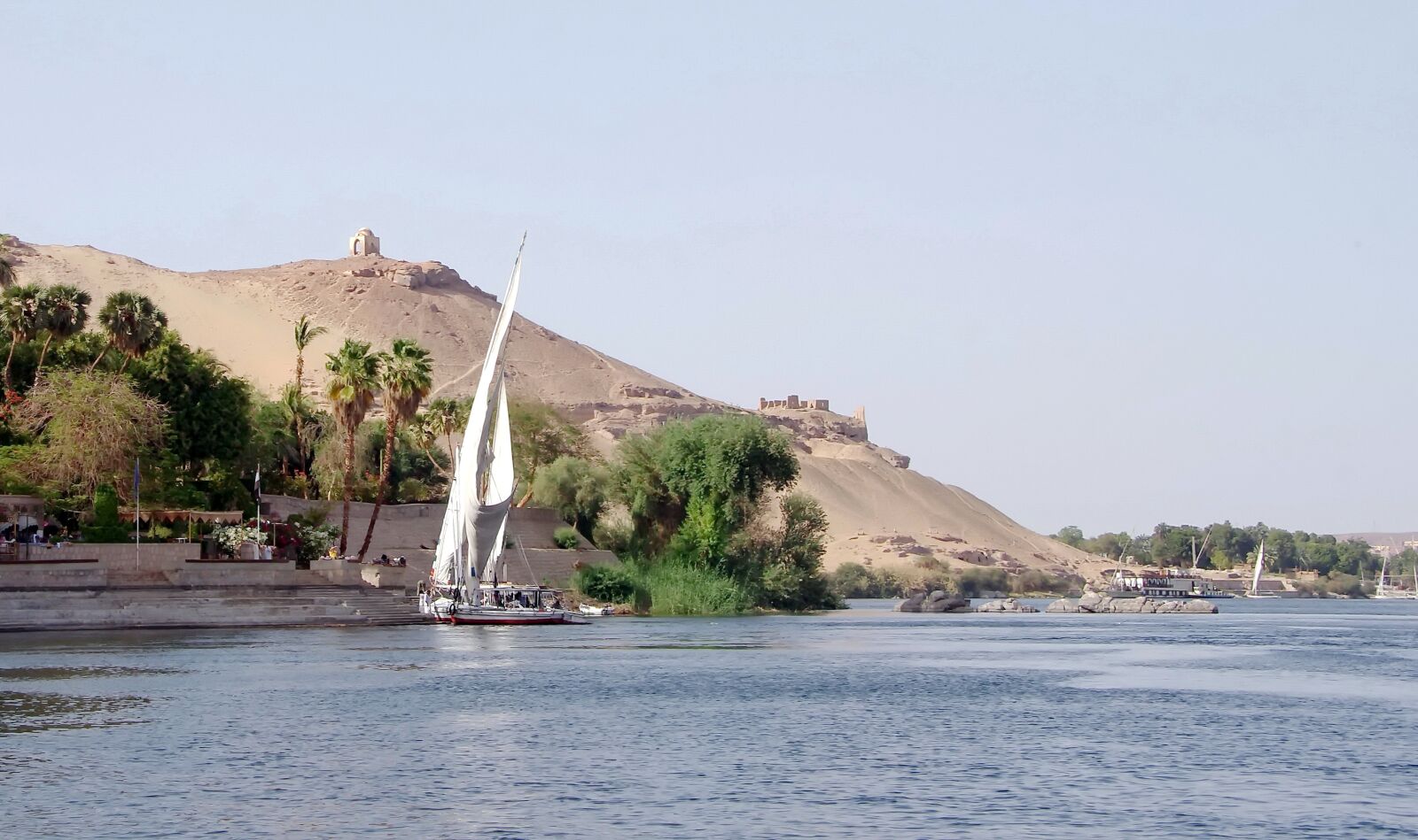 Pentax K-5 sample photo. Aswan, nile, kitchener island photography