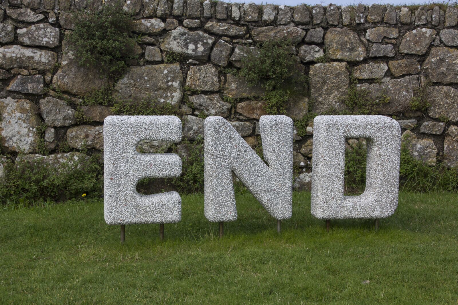 Canon EOS 60D sample photo. Stone, end, grey photography