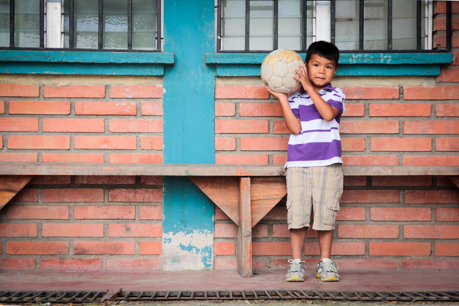 Canon EF-S 18-135mm F3.5-5.6 IS sample photo. Child, soccer, boy photography