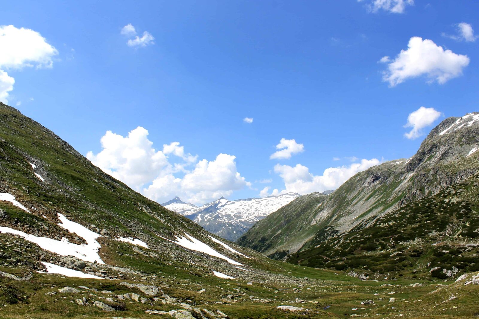 Canon EOS 1100D (EOS Rebel T3 / EOS Kiss X50) sample photo. Mountain, nature, snow, blue photography