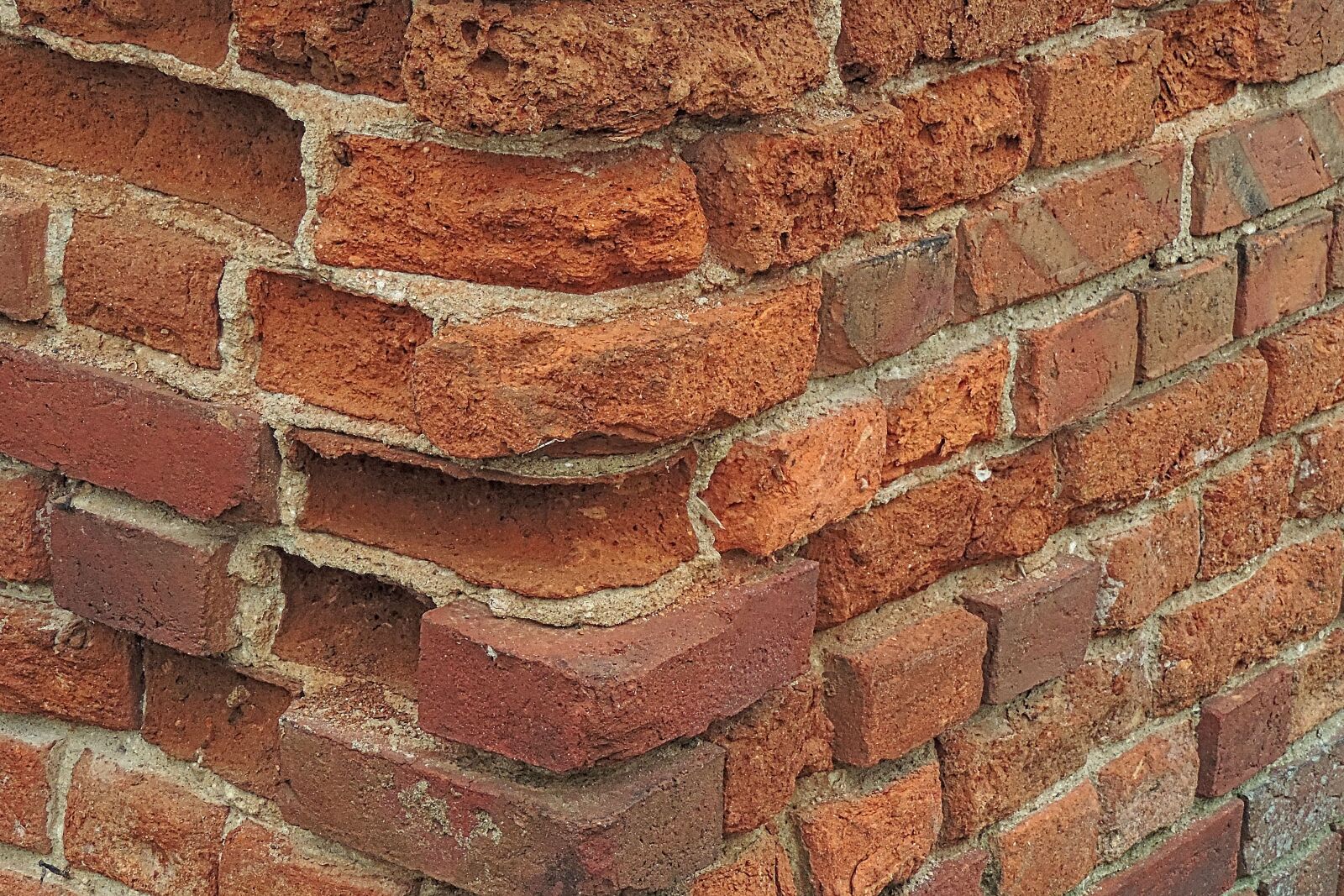 Nikon Coolpix P520 sample photo. Wall, old, bricks photography