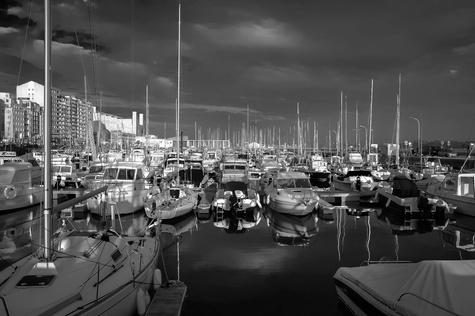 Nikon D70 sample photo. Black, and, white photography