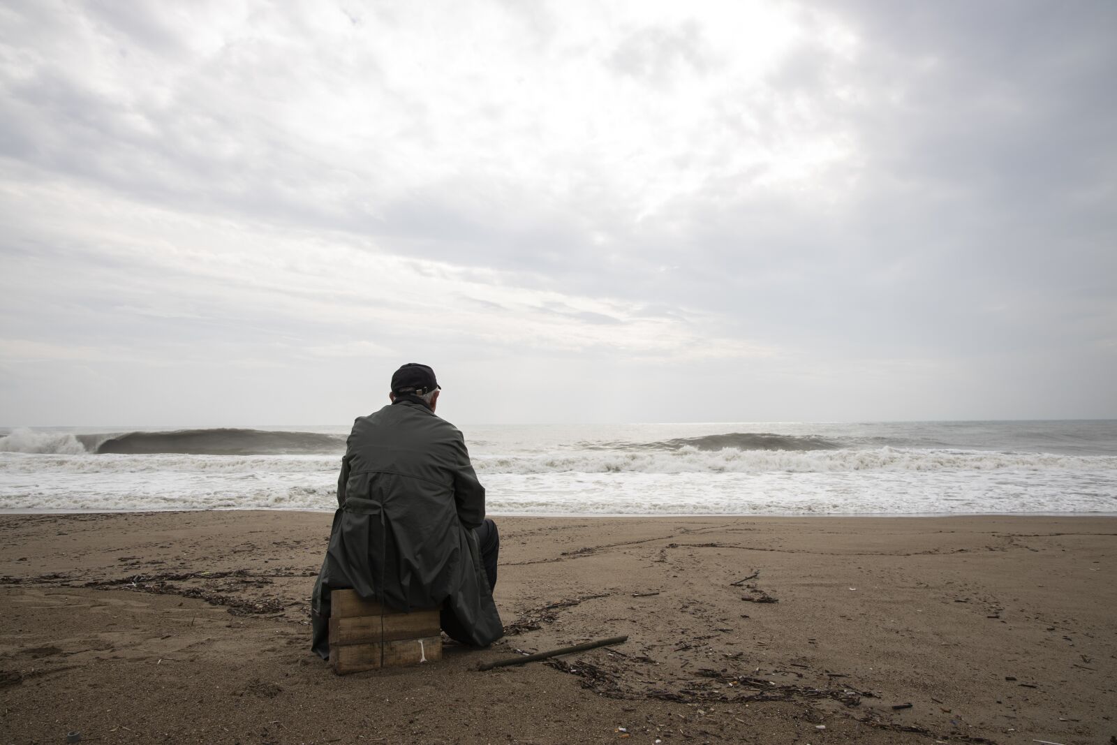 Canon RF 24-105mm F4L IS USM sample photo. Storm, human, marine photography