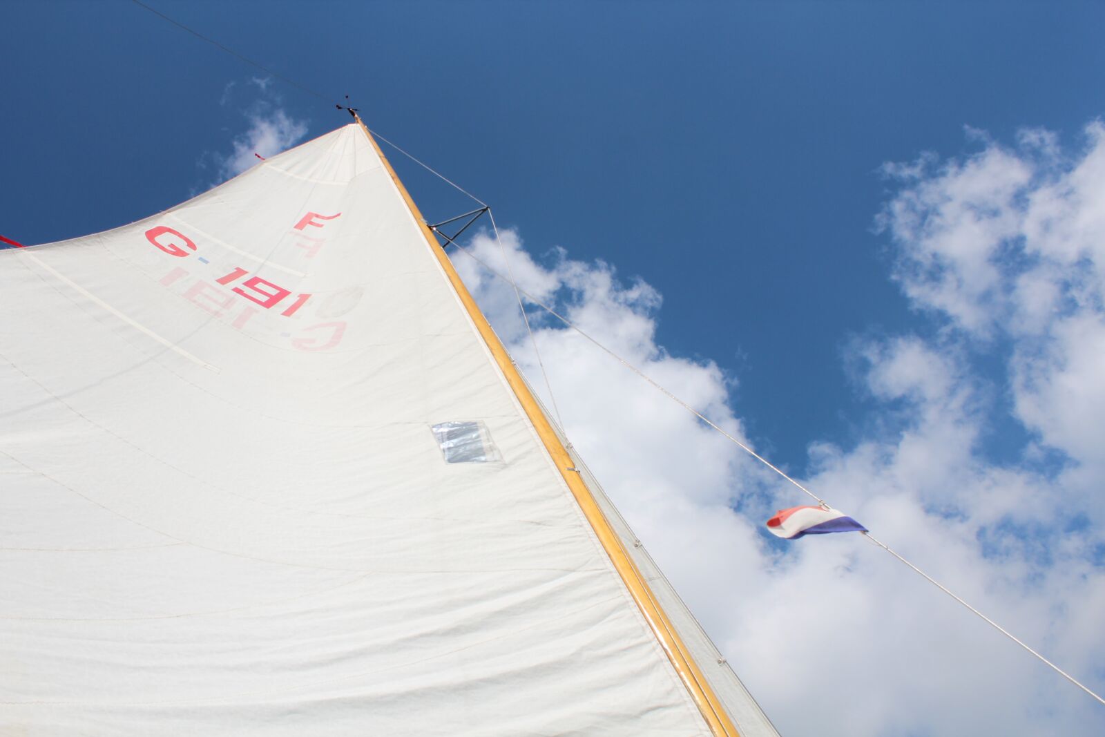 Canon EOS 600D (Rebel EOS T3i / EOS Kiss X5) sample photo. Sail, sailing boat, fock photography
