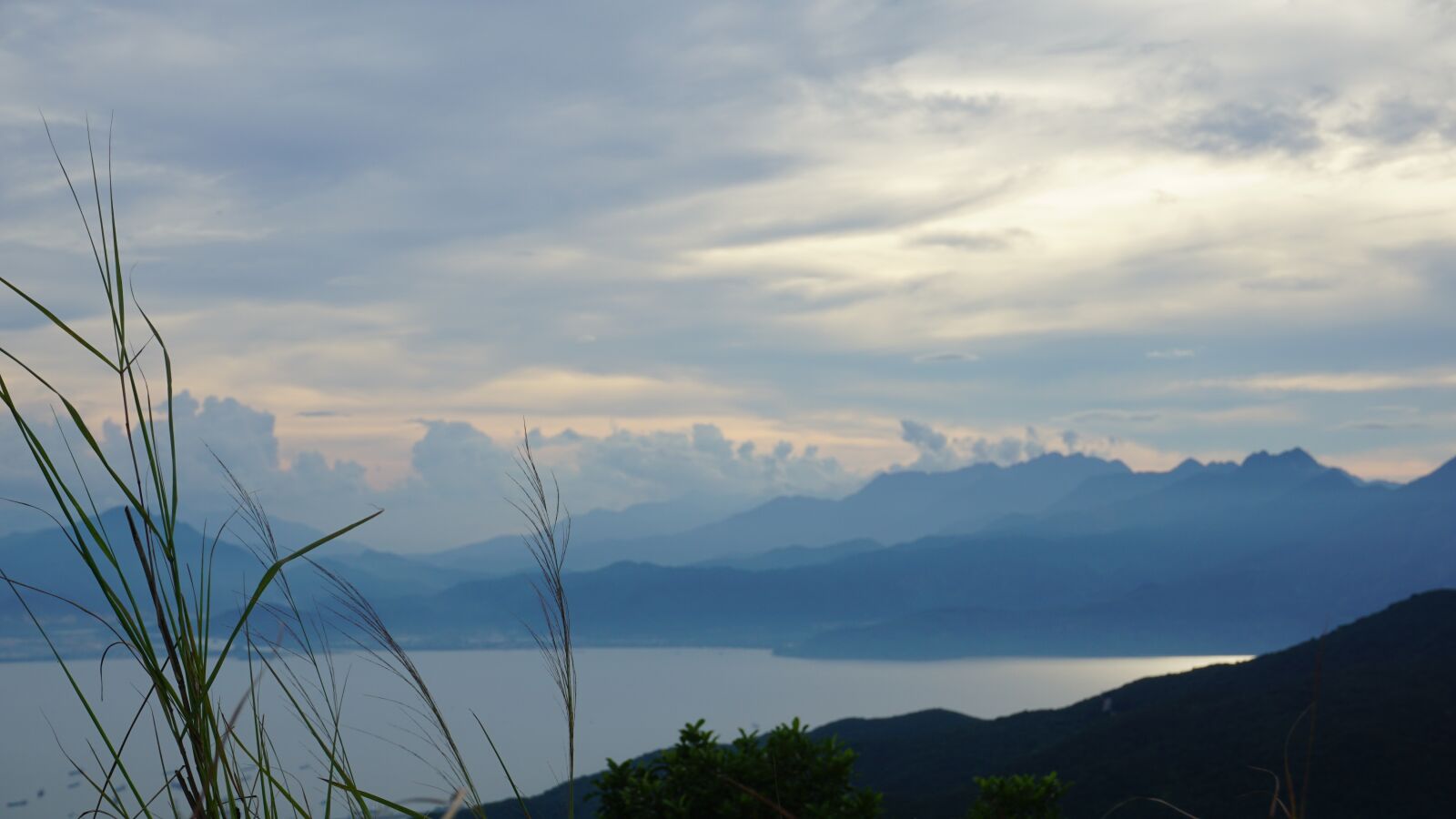Sony a6000 sample photo. Sky, mountain, ocean photography