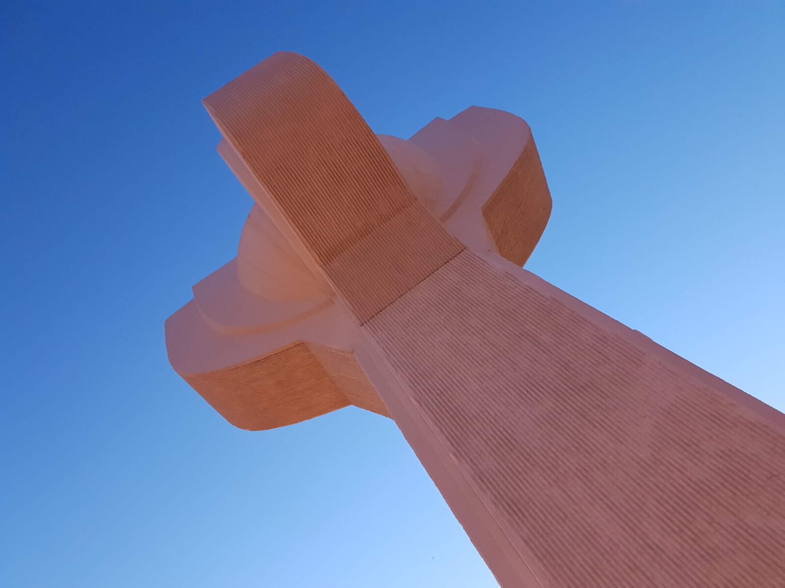 Samsung Galaxy S9 sample photo. Pillar, focus, sky photography