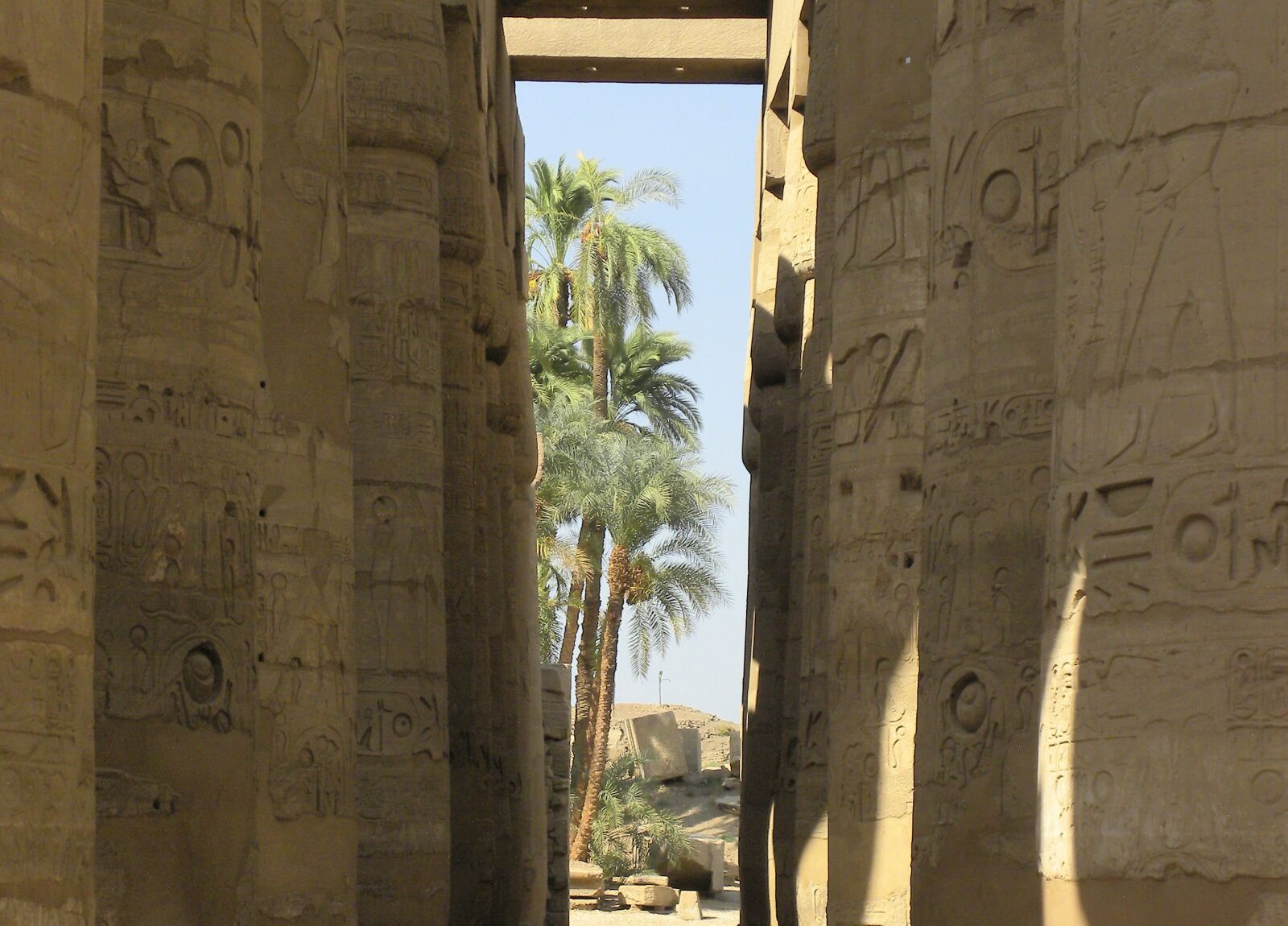 Nikon Coolpix P90 sample photo. Egypt, luxor, temple photography