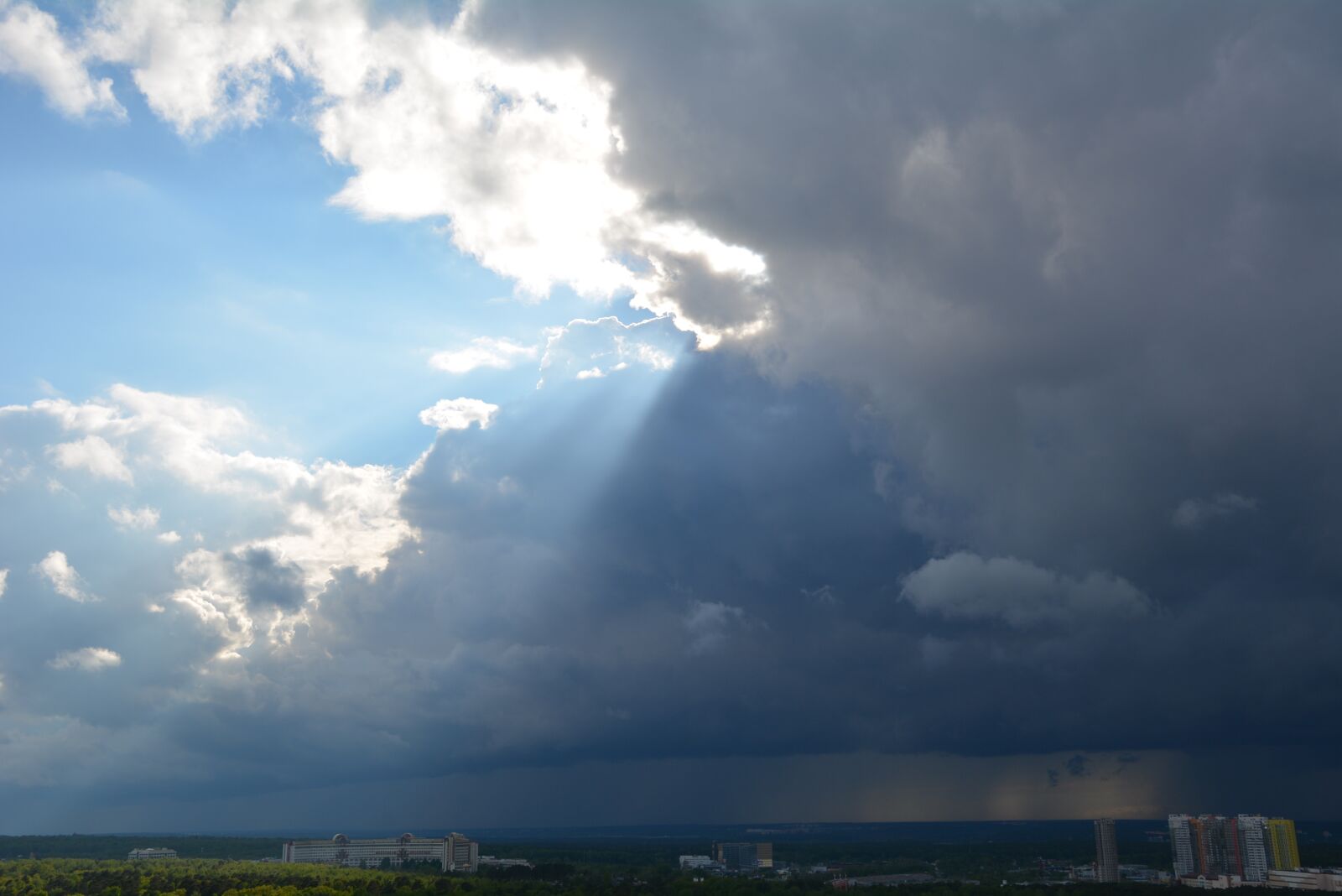 Nikon D7100 sample photo. Clouds, sun, sky photography