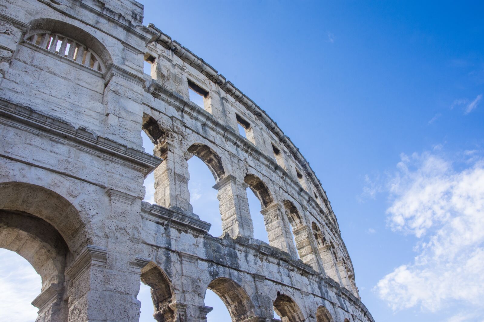 Nikon D7200 sample photo. Coliseum, old, antique photography
