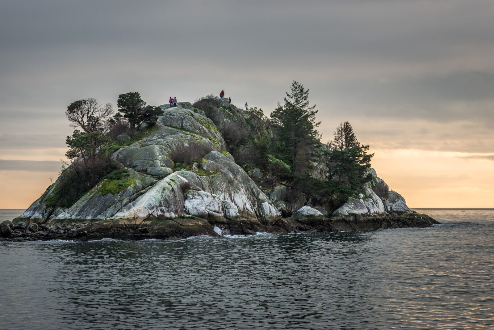 Nikon D610 sample photo. Whyte islet, whytecliff park photography