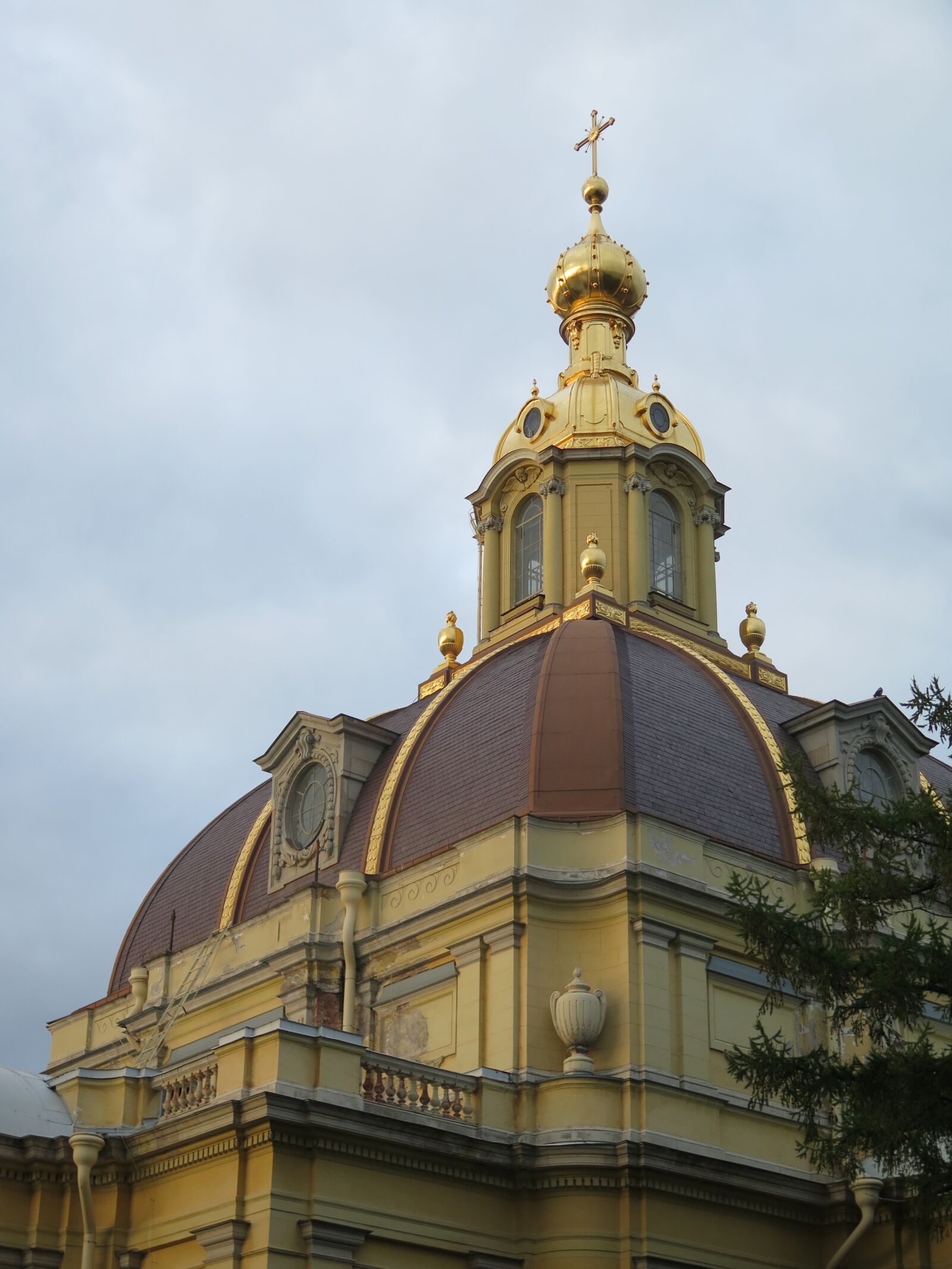 Canon PowerShot G16 sample photo. Doom, roof, cathedral photography