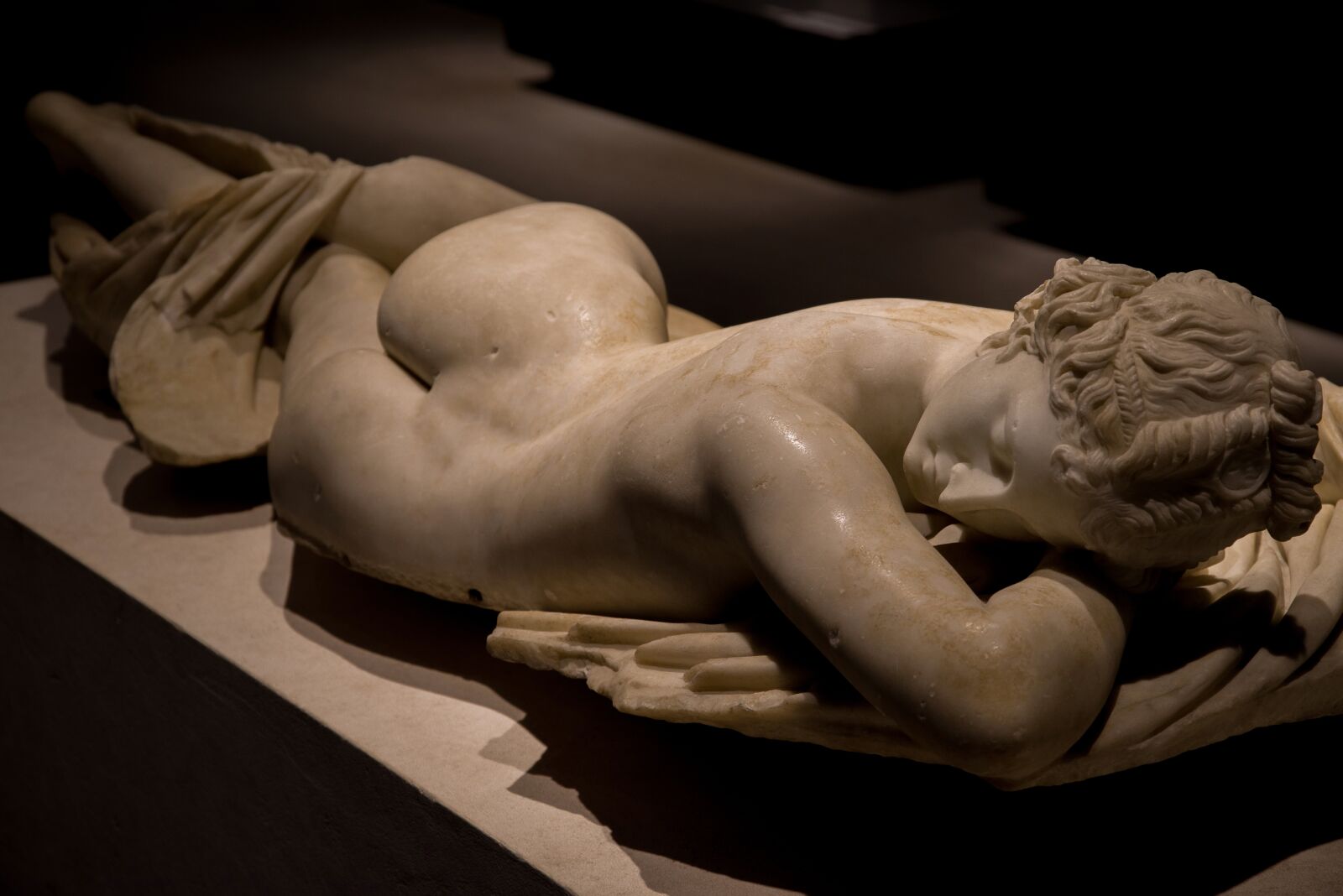 Pentax K-1 Mark II sample photo. Hermaphrodite, statue, marble photography