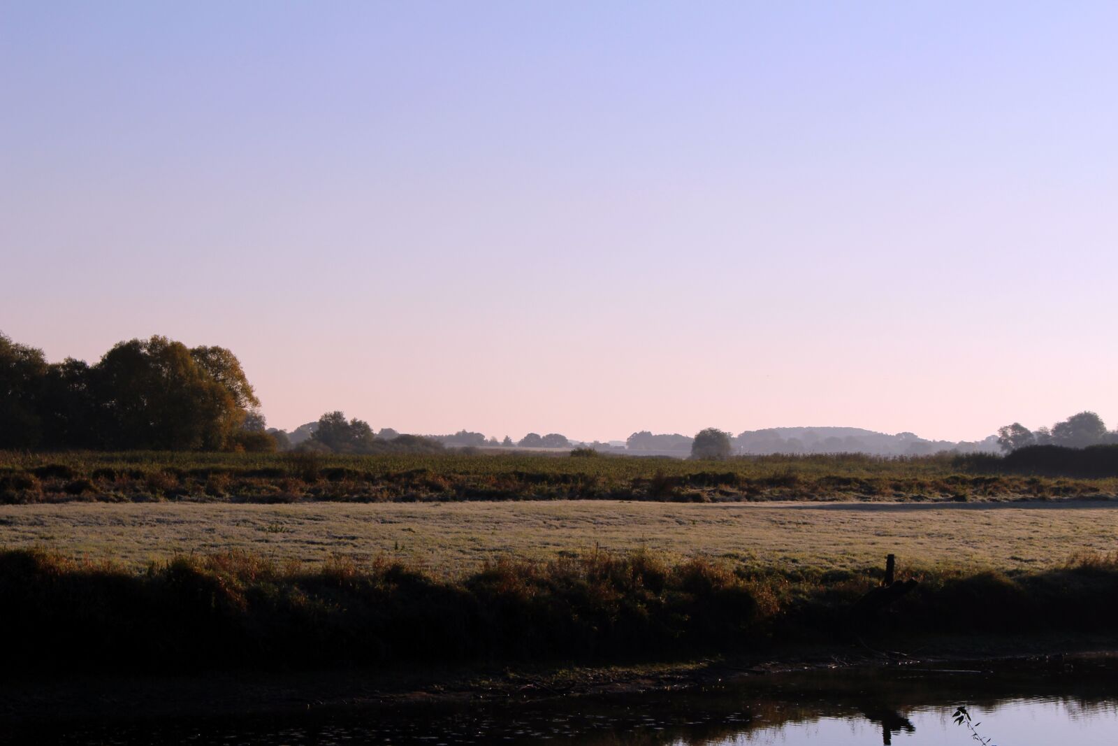 Canon EOS 100D (EOS Rebel SL1 / EOS Kiss X7) sample photo. Landscape, autumn, river photography