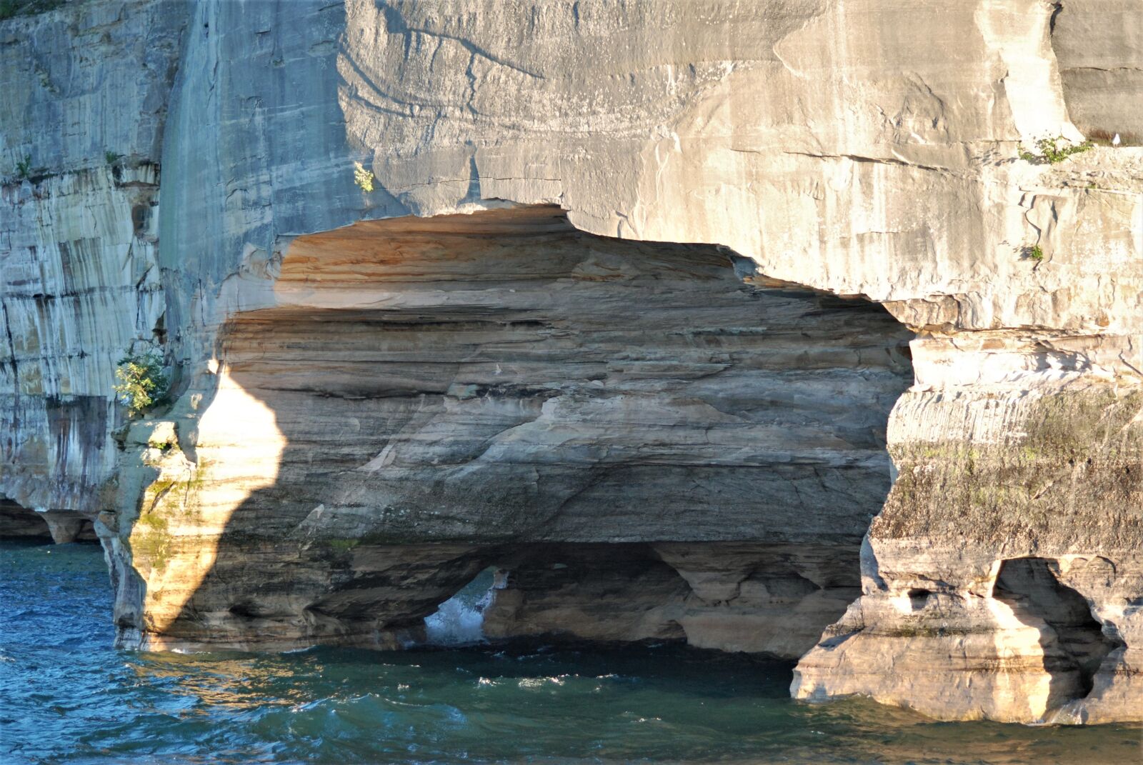 Nikon D80 sample photo. Cliffs, rock, shore photography