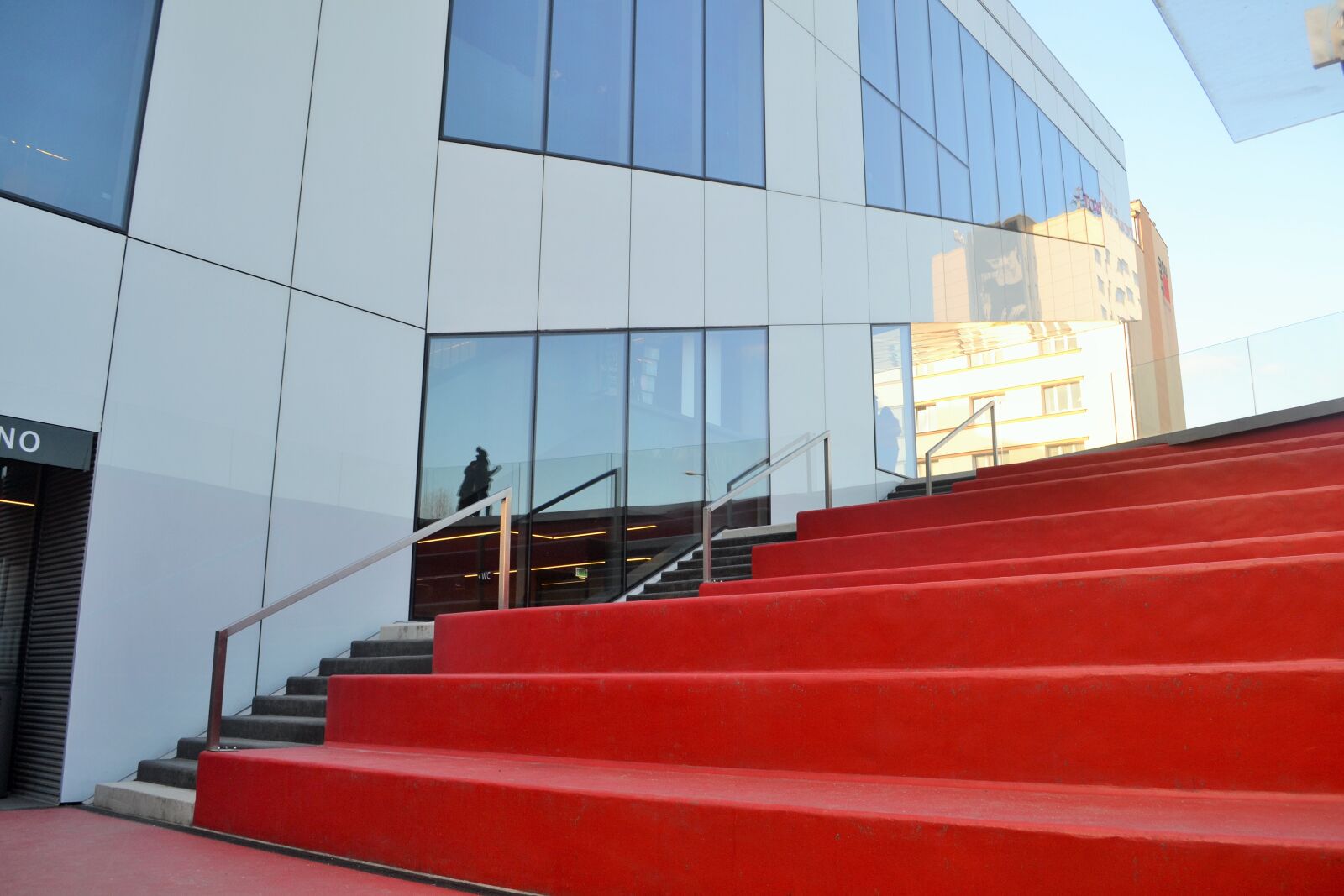 Nikon D3100 sample photo. Architecture, cinema, day, film photography