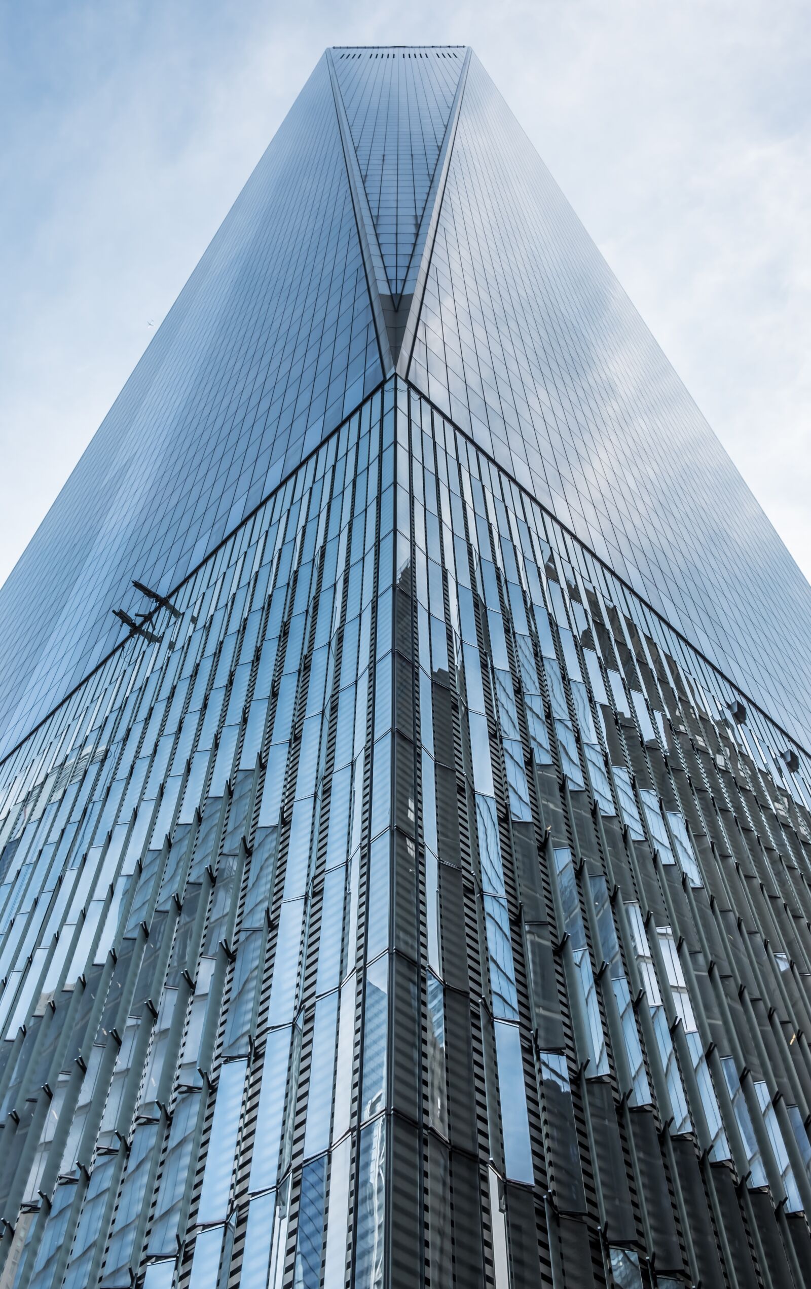 Fujifilm X-T2 sample photo. Manhattan, building, glass photography