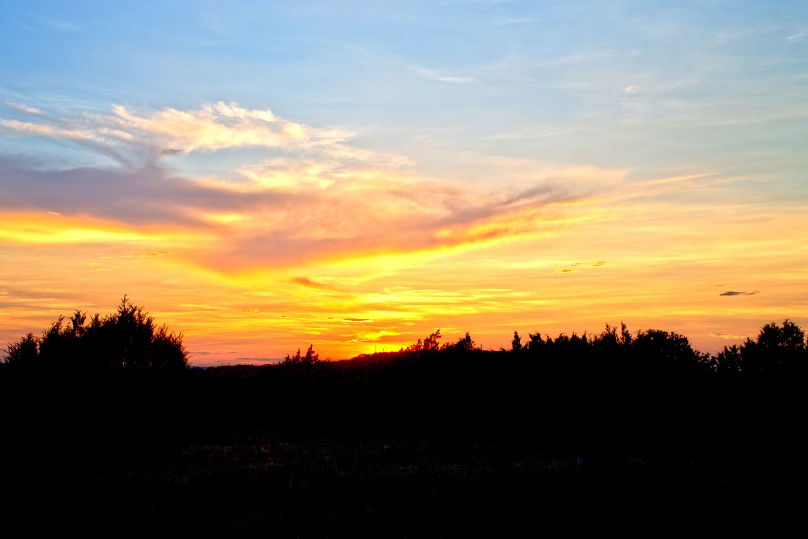 Canon EF 40mm F2.8 STM sample photo. Sunset, landscape, sun photography