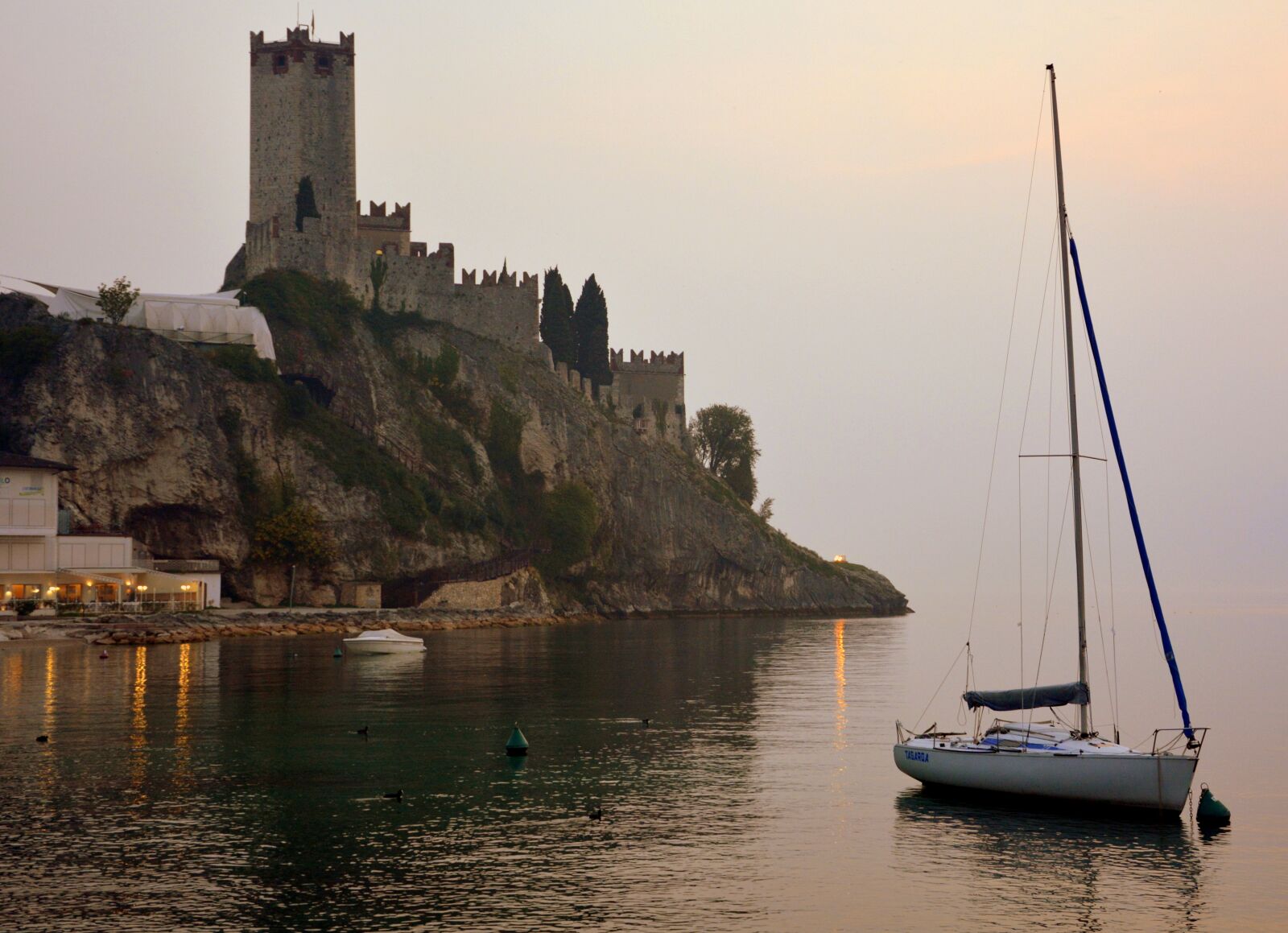 Nikon D7100 sample photo. Castle, malcesine, italy photography