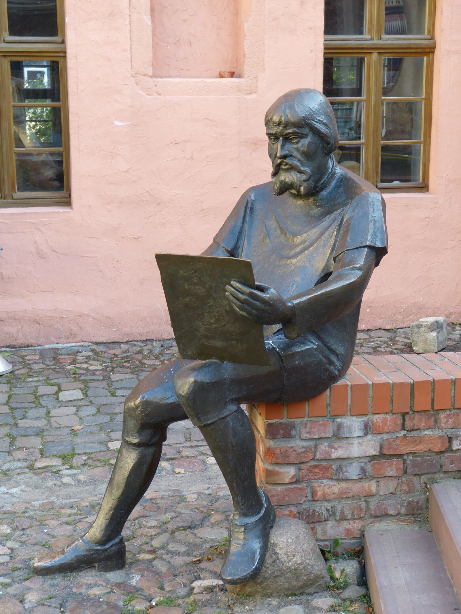 Panasonic Lumix DMC-FZ150 sample photo. Wittenberg, monument, saxony-anhalt photography