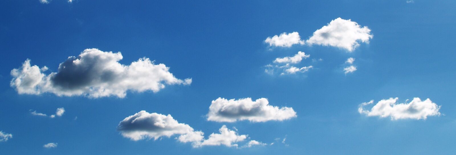 Olympus E-300 (EVOLT E-300) sample photo. Sky, cloud, blue photography