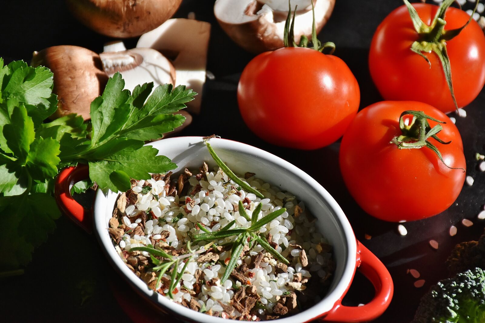 Nikon D7200 sample photo. Rice, mushrooms, risotto rice photography