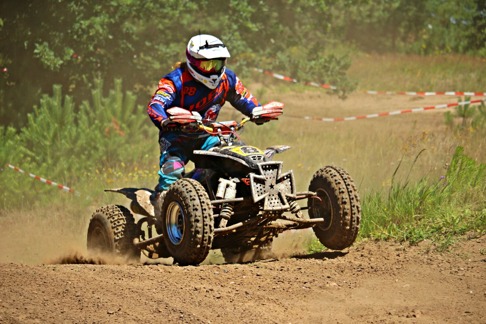Canon EOS 100D (EOS Rebel SL1 / EOS Kiss X7) sample photo. Quad, quad race, enduro photography