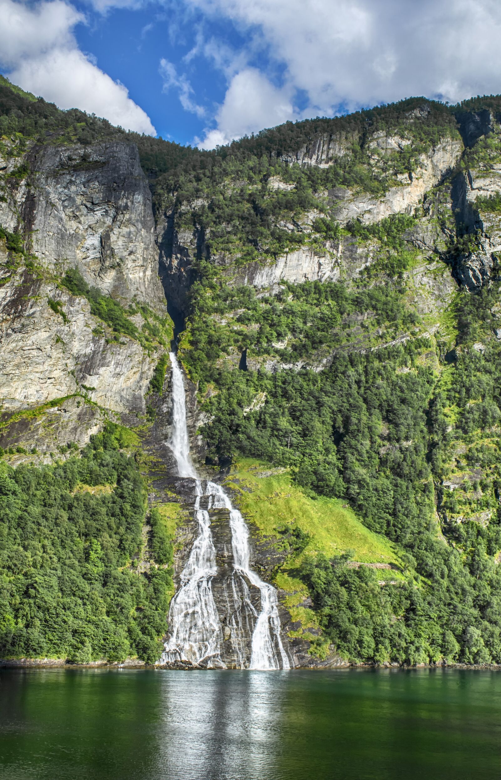 Nikon D3300 sample photo. Waterfall, fjords, norway photography