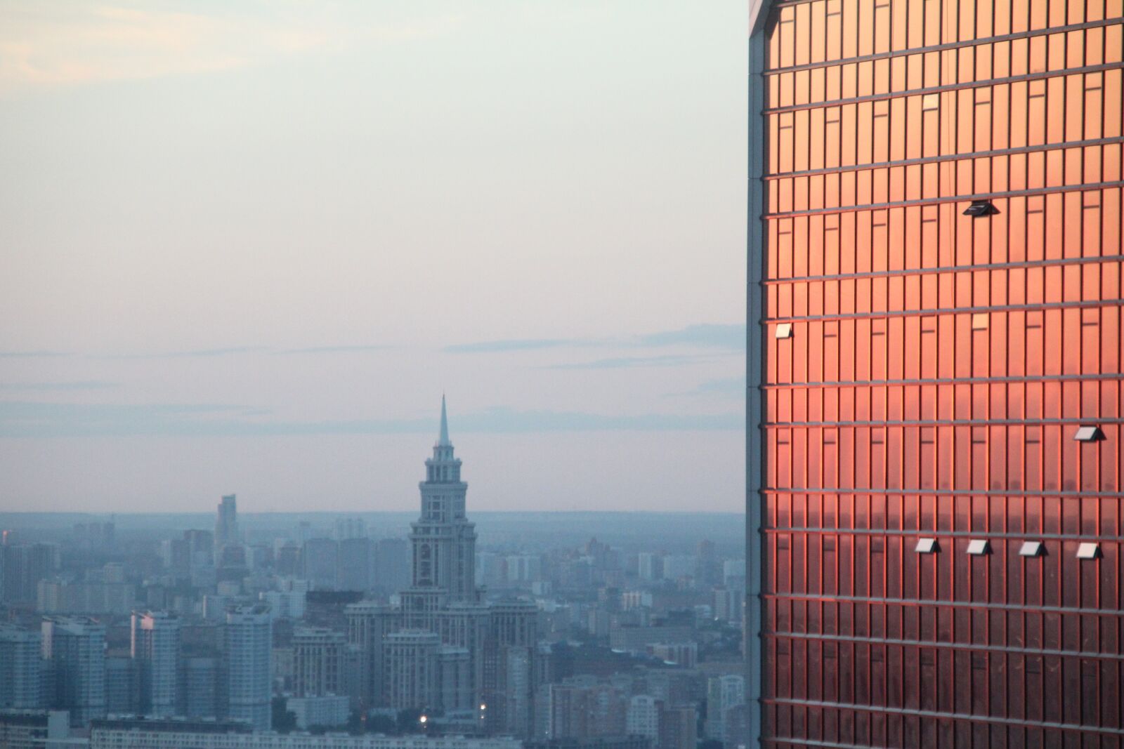 Canon EOS 600D (Rebel EOS T3i / EOS Kiss X5) sample photo. Mirroring, skyline, moscow photography