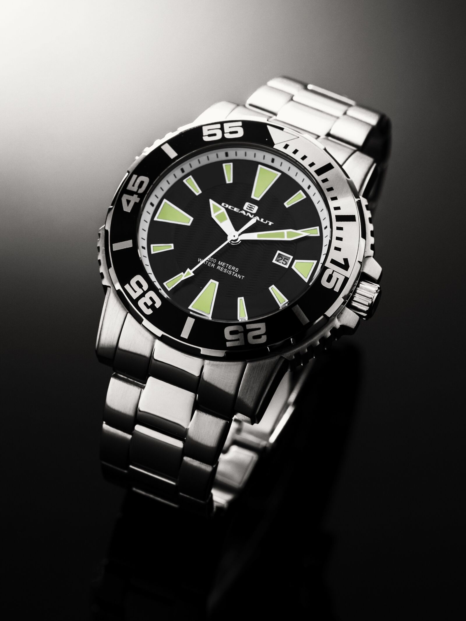 Canon EF 100mm F2.8L Macro IS USM sample photo. Watch, wristwatch, men's watch photography