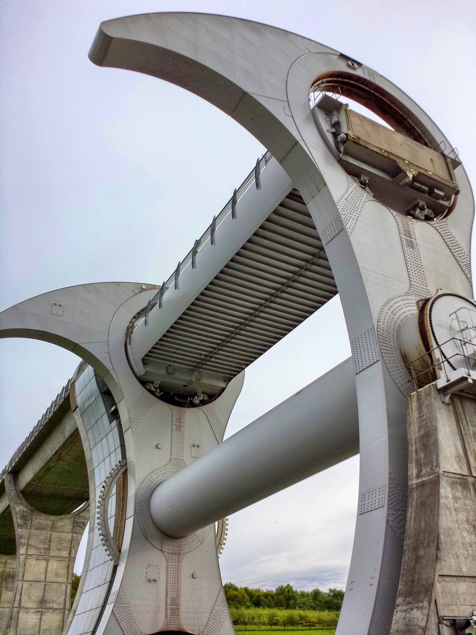 Samsung Galaxy S4 sample photo. Falkirk wheel, lift swivel photography