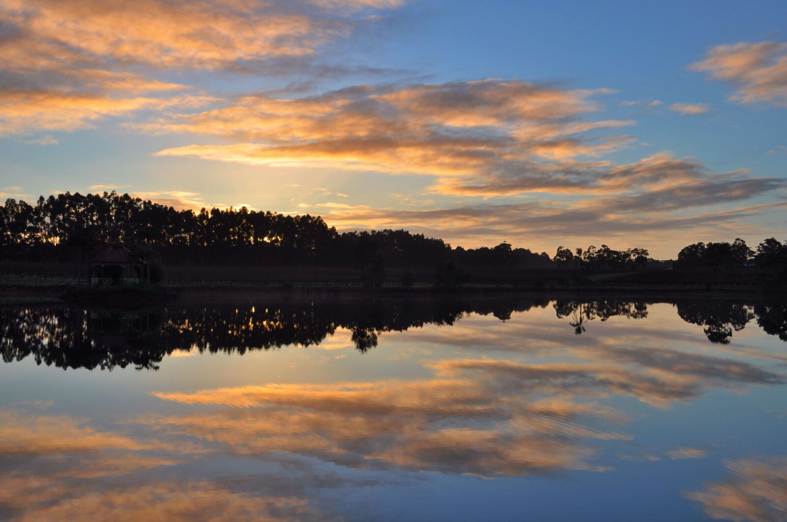 Nikon D90 sample photo. Reflection, lake, sunrise photography