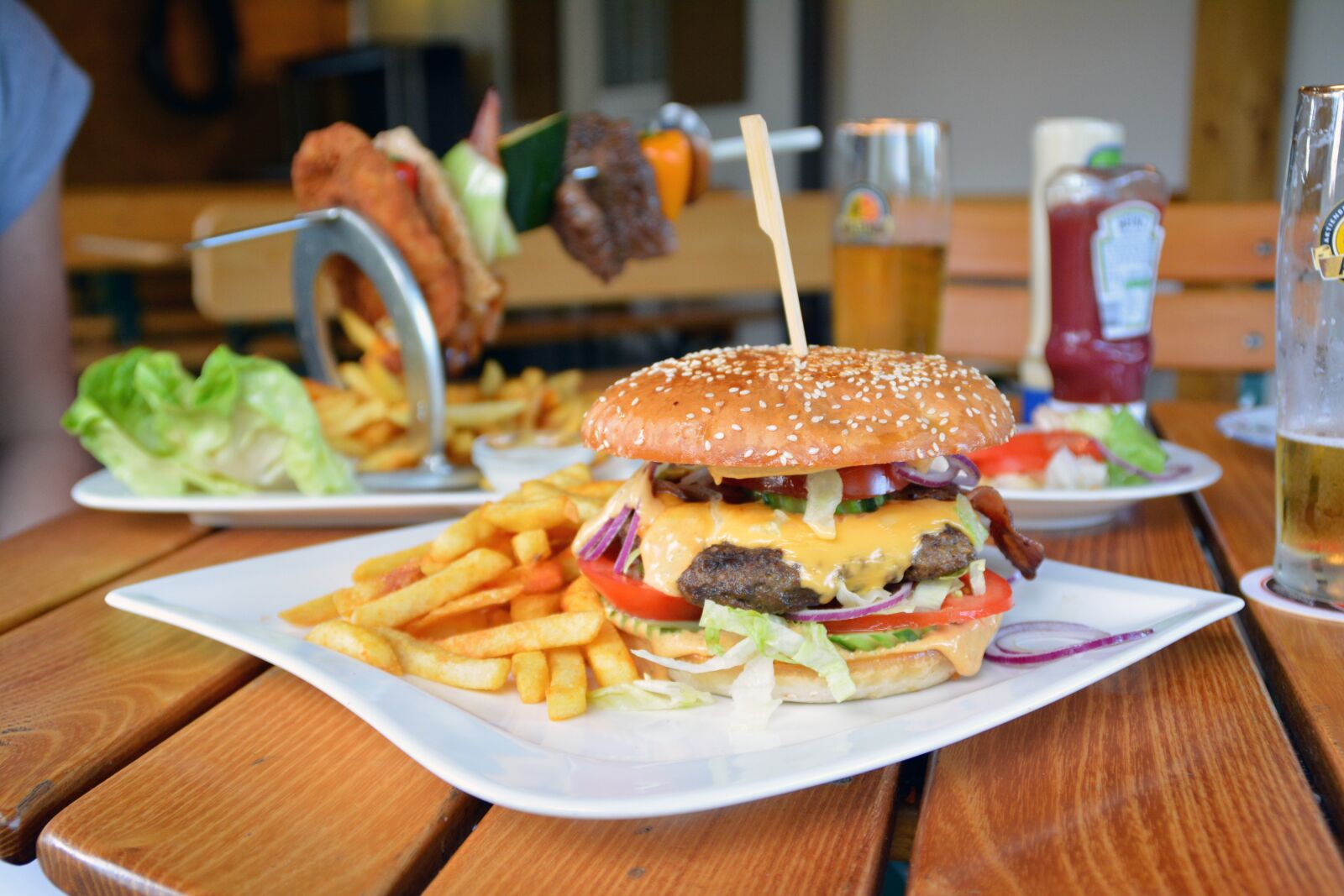 Nikon D5200 sample photo. Hamburger, french, burger photography